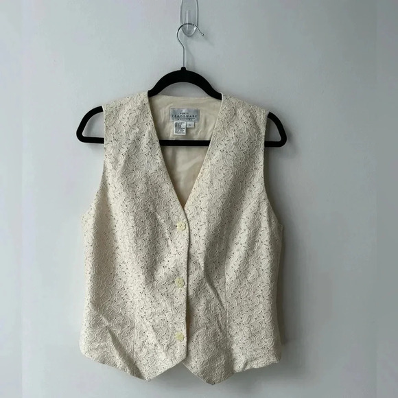 Ports 1961 Jackets & Blazers - Vintage Ports  1961 lace floral white cream vest